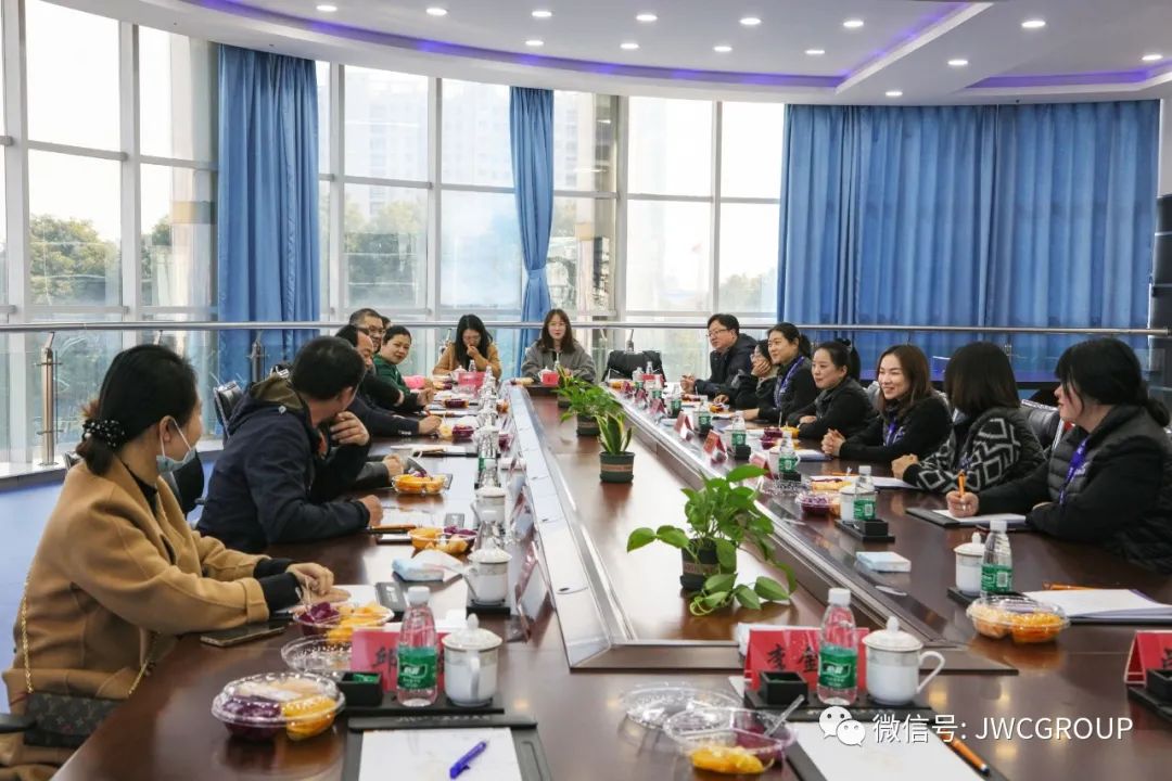 “进企业·庆三八”活动在金卫集团召开